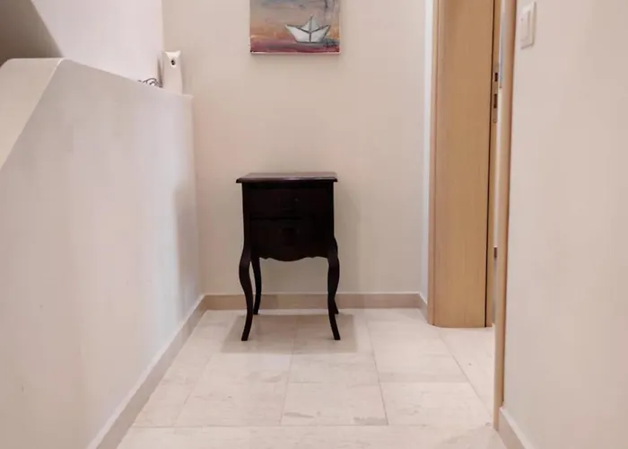 Stefania's Luxury House